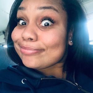 Meet your Posher, Jackie